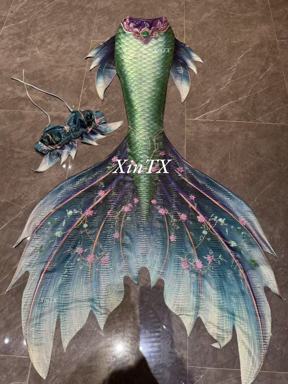 Hombre mujer cola de sirena es - Aquarium & Marine Museum reseña y precio